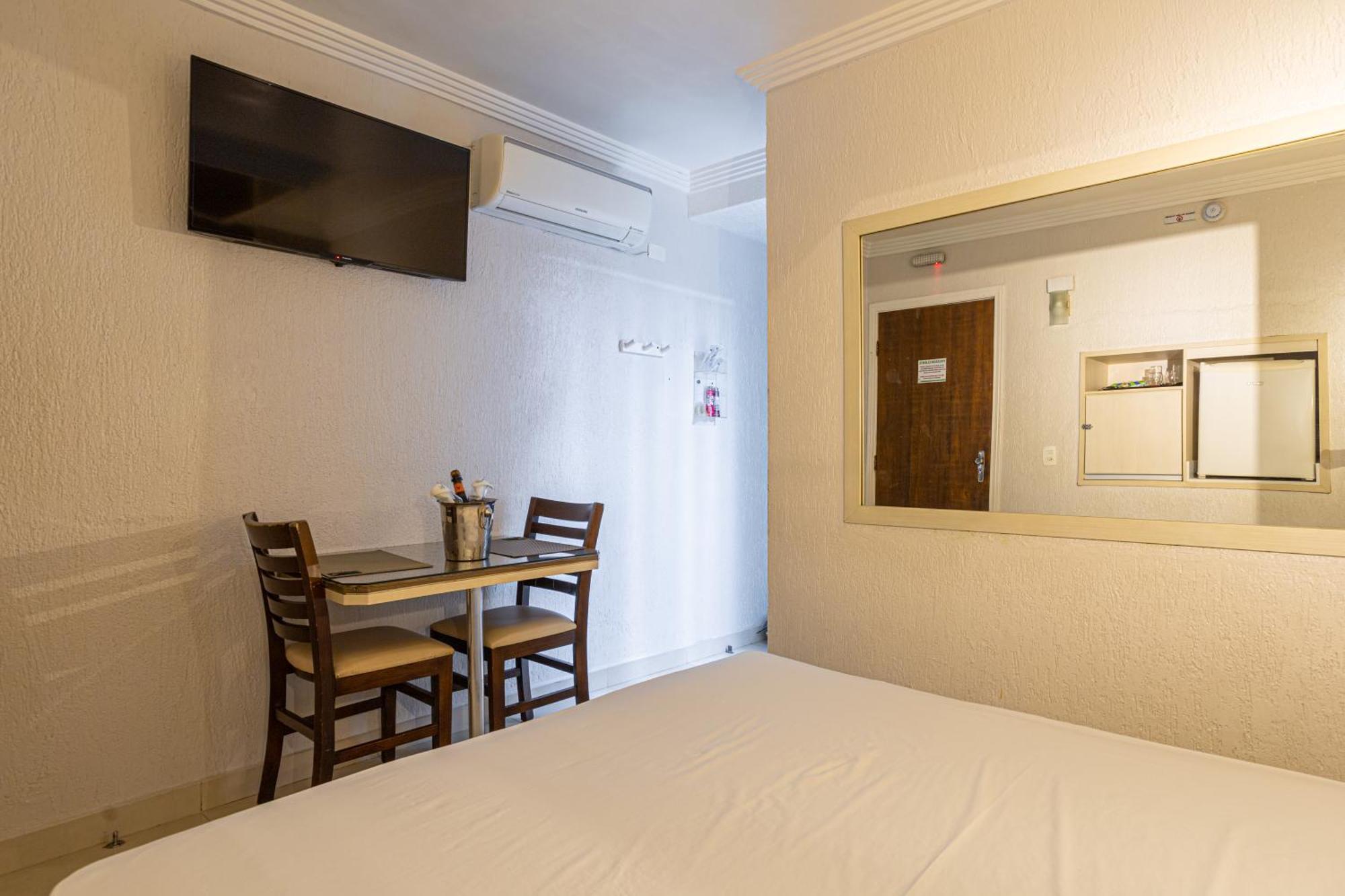 Motel Coqueiros 2 Carapicuiba Экстерьер фото